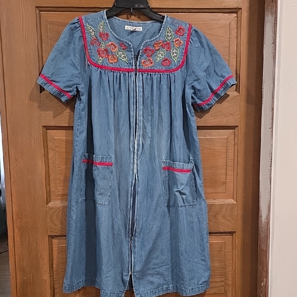 Denim&Co Blue Robe with Colorful Embroidery